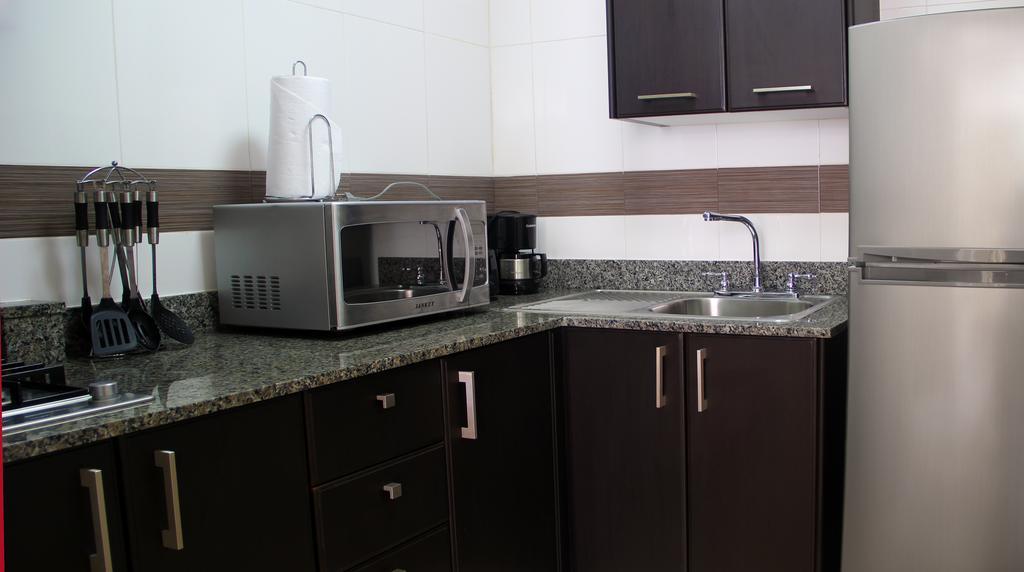 Aparthotel Sevilla Suites Panama Stadt Zimmer foto